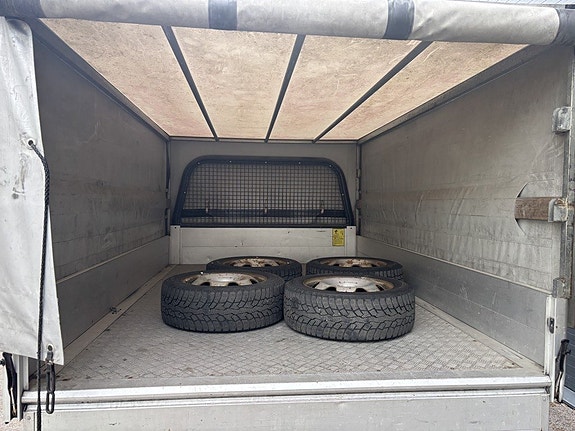 Volkswagen Transporter 12 of 27
