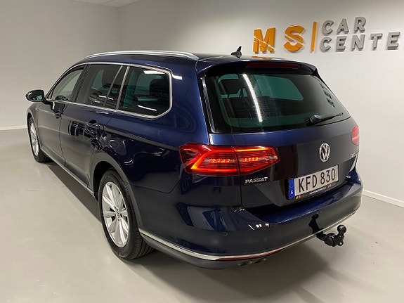 Volkswagen Passat 4 of 15