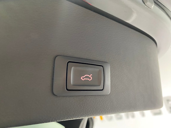 Volkswagen Passat 7 of 15