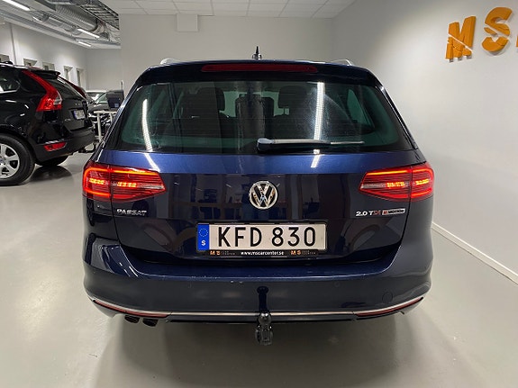 Volkswagen Passat 5 of 15