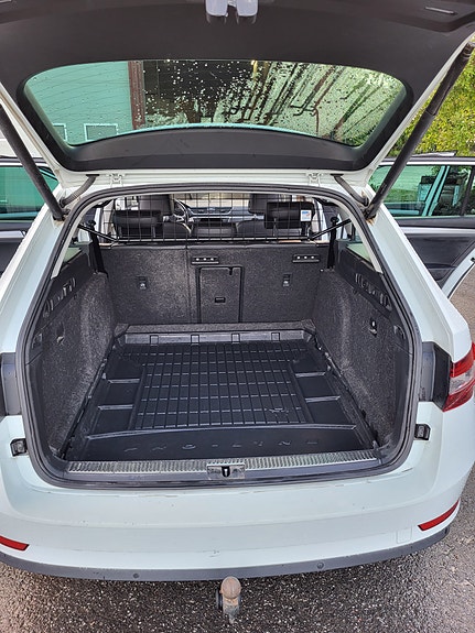 Skoda Superb 5 of 9