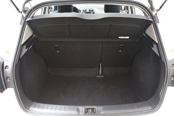 Nissan Pulsar 24 of 24