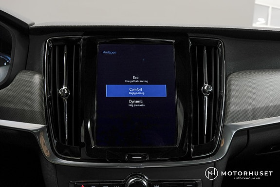 Volvo S90 13 of 21