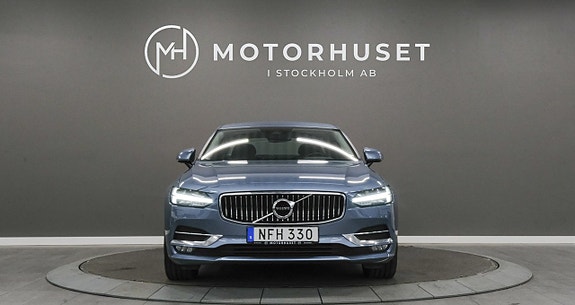 Volvo S90 2 of 21