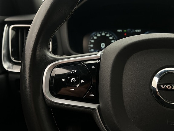 Volvo V60 17 of 29