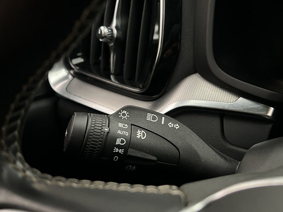 Volvo V60 27 of 29