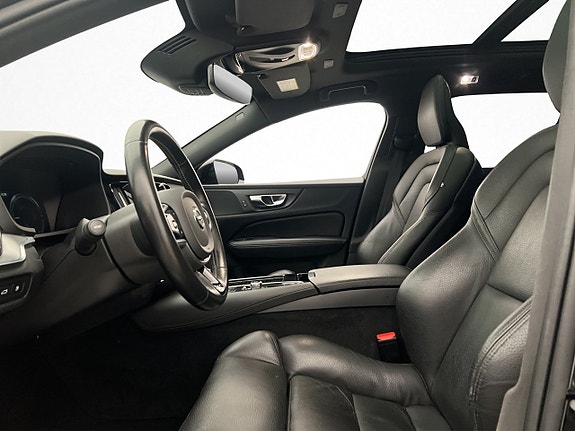 Volvo V60 9 of 29