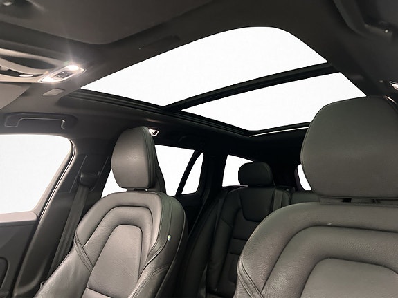 Volvo V60 10 of 29