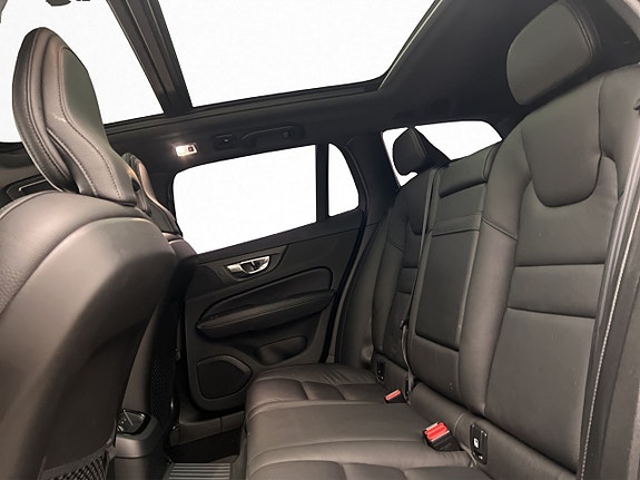 Volvo V60 14 of 29