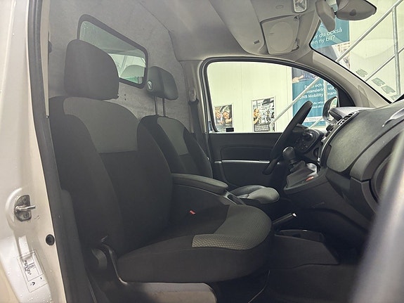 Renault Kangoo Express 14 of 27