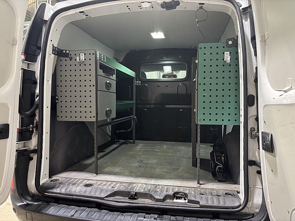 Renault Kangoo Express 11 of 27
