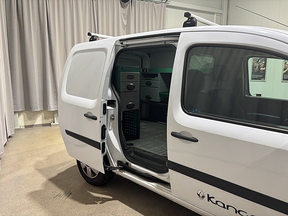 Renault Kangoo Express 12 of 27
