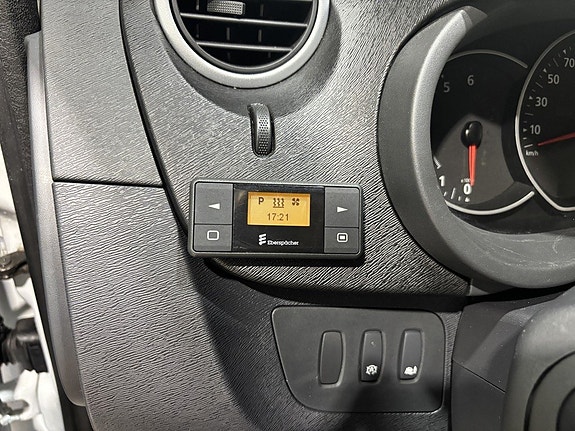 Renault Kangoo Express 22 of 27