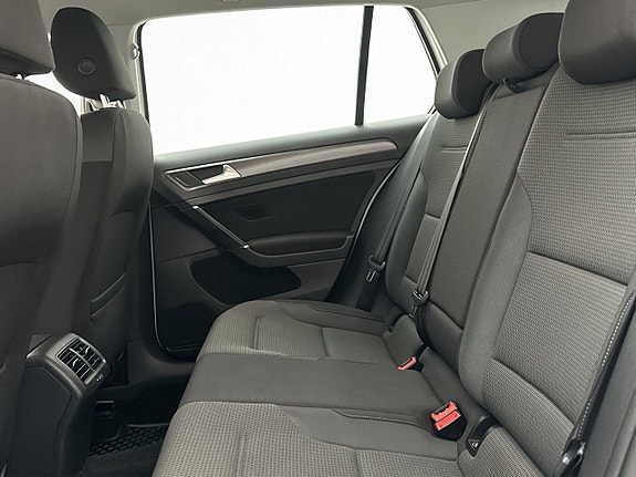 Volkswagen Golf I 17 of 30
