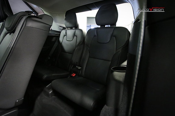 Volvo XC90 29 of 30