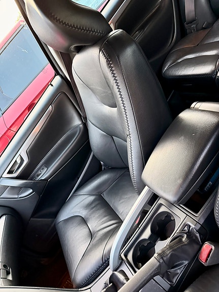 Volvo XC70 11 of 19