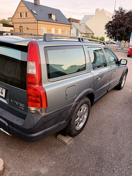 Volvo XC70 5 of 19