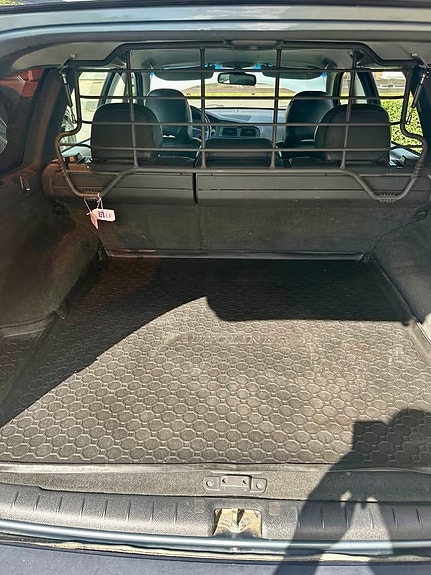 Volvo XC70 14 of 19