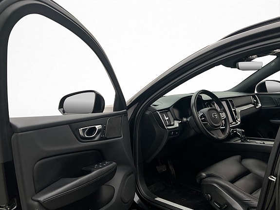 Volvo V60 8 of 30