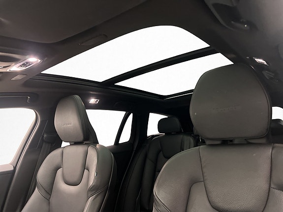 Volvo V60 10 of 30