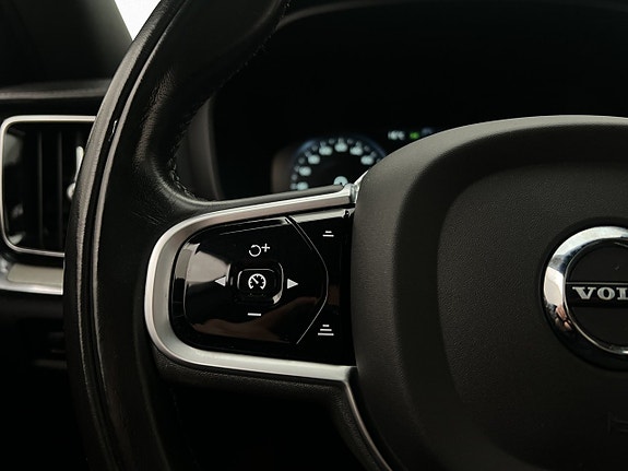 Volvo V60 20 of 30