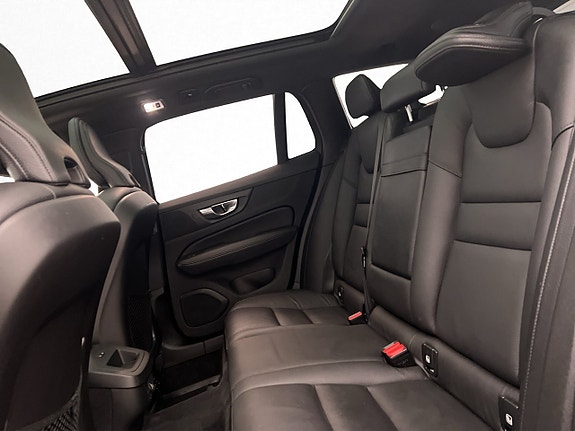 Volvo V60 14 of 30