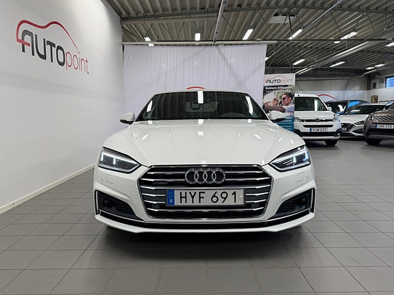 Audi A5 2 of 17