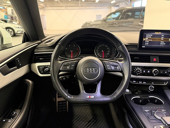 Audi A5 14 of 17