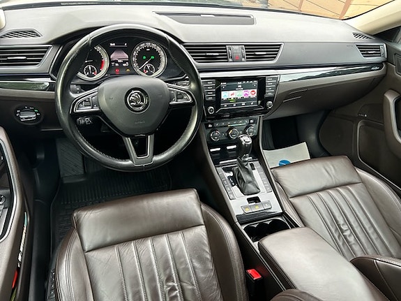 Skoda Superb 5 of 10