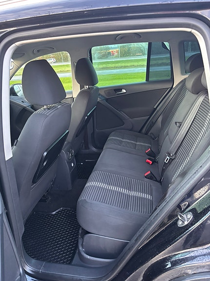 Volkswagen Tiguan 6 of 8