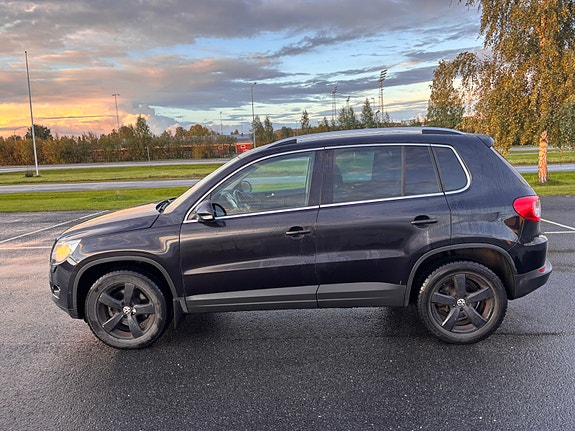 Volkswagen Tiguan 3 of 8