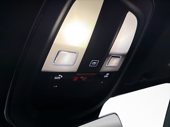 Volvo XC40 25 of 30