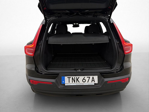 Volvo XC40 29 of 30