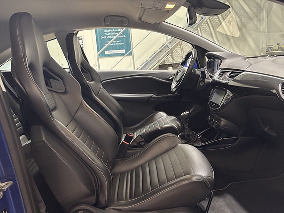 Opel Corsa 10 of 23