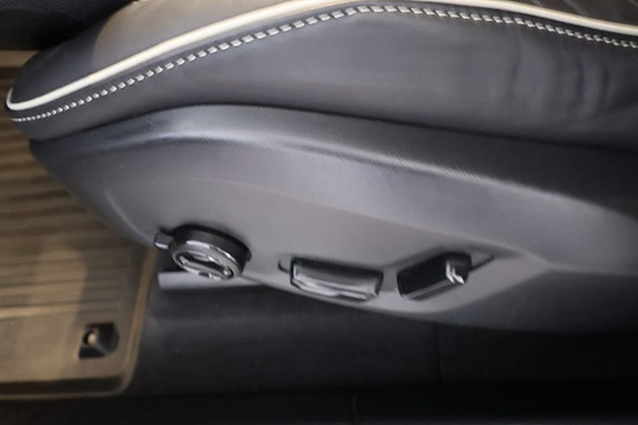 Volvo XC60 20 of 27