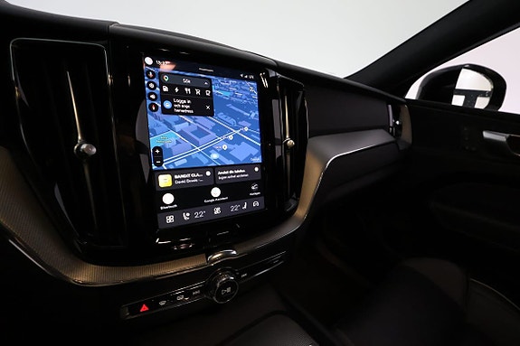 Volvo XC60 17 of 19
