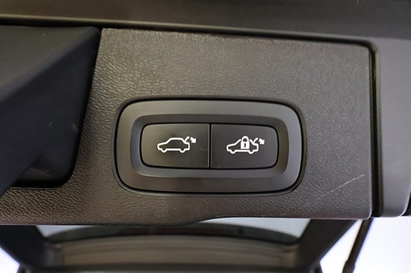 Volvo XC60 13 of 19
