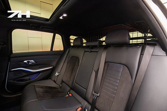 BMW M340d 16 of 23