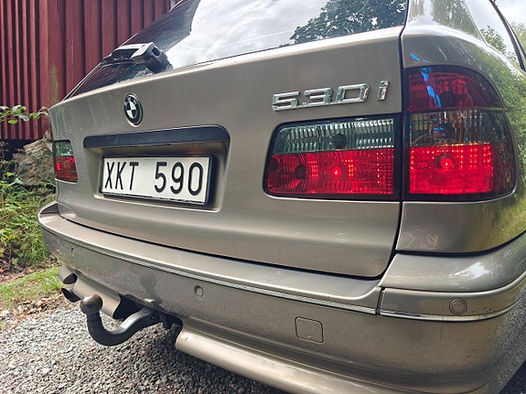 BMW 530i 12 of 25