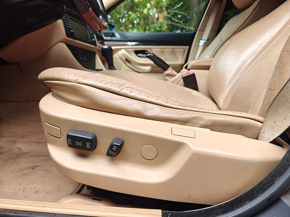 BMW 530i 15 of 25