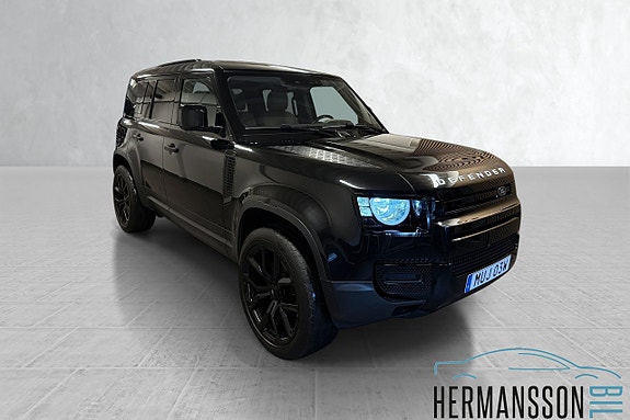 Land Rover Defender 110 2 of 30