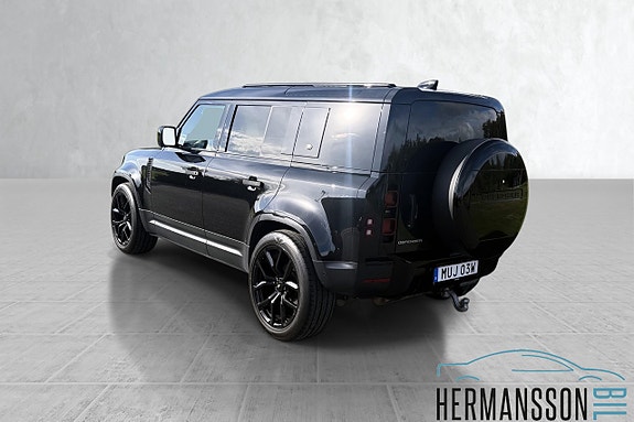 Land Rover Defender 110 7 of 30