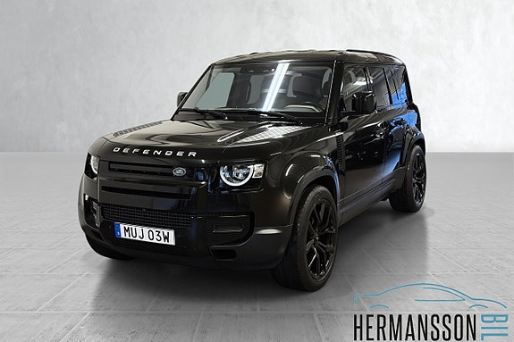 Land Rover Defender 110 24 of 30