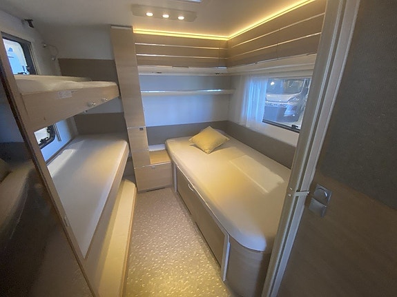 Adria Adora 593 UK ALDE/Barnkammarvagn/Året runt standard 7 of 17