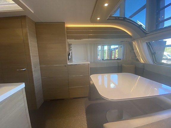 Adria Adora 593 UK ALDE/Barnkammarvagn/Året runt standard 3 of 17