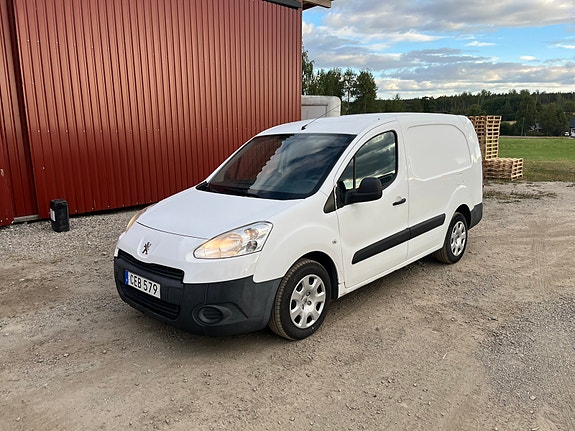 Peugeot Partner 2 of 11