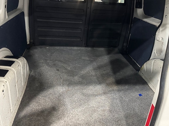 Volkswagen Caddy 6 of 8