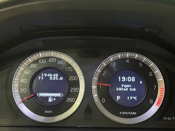 Volvo V70 9 of 11
