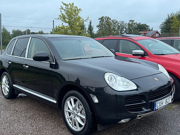 Porsche Cayenne S 12 of 14