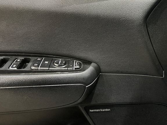 Kia Optima 8 of 13